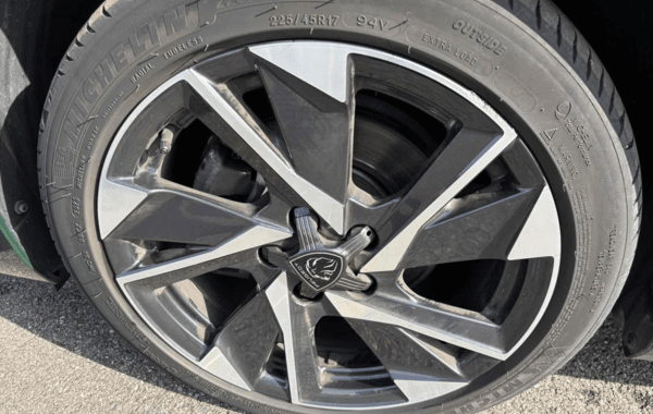 peugeot-308-1-2-puretech-130ch-s-s-allure-pack-eat8 - 970804713