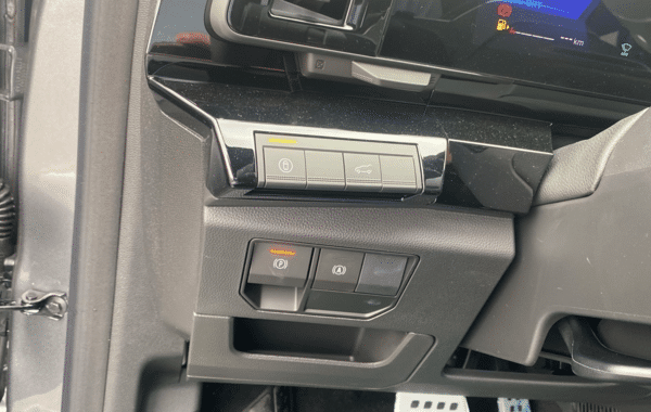 renault-austral-1-2-e-tech-full-hybrid-200ch-esprit-alpine-26 - 972634713