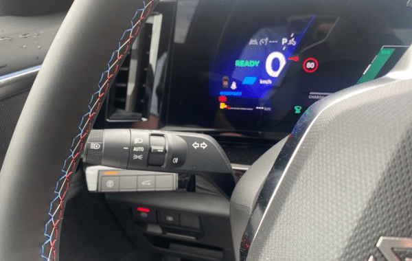 renault-austral-1-2-e-tech-full-hybrid-200ch-esprit-alpine-26 - 972634713