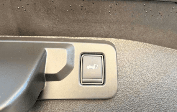renault-austral-1-2-e-tech-full-hybrid-200ch-esprit-alpine-26 - 972694713