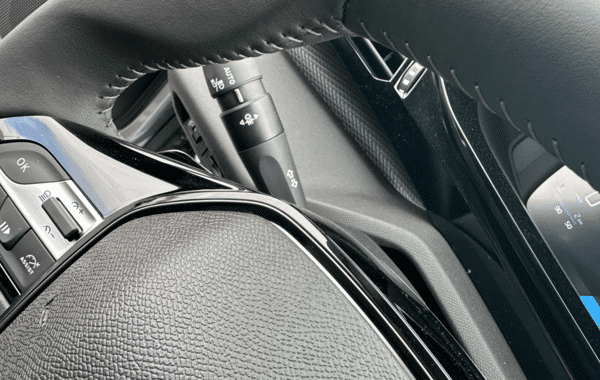 peugeot-308-1-5-bluehdi-130ch-s-s-style-eat8 - 973124713