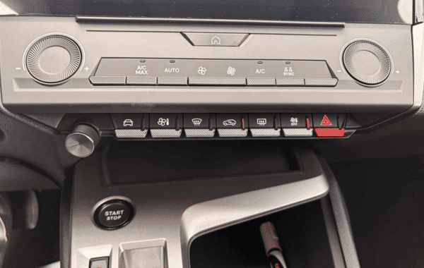 peugeot-308-1-5-bluehdi-130ch-s-s-style-eat8 - 973134713