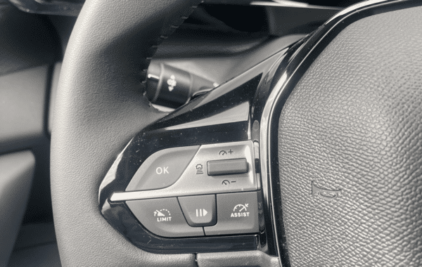 peugeot-308-1-5-bluehdi-130ch-s-s-style-eat8 - 973214713
