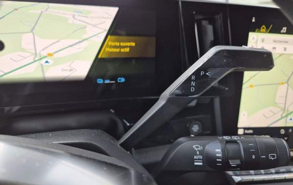renault-austral-1-2-e-tech-full-hybrid-200ch-esprit-alpine-26 - 973704713