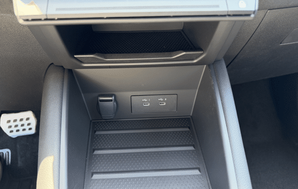renault-symbioz-1-8-e-tech-full-hybrid-160ch-esprit-alpine-26 - 973764713