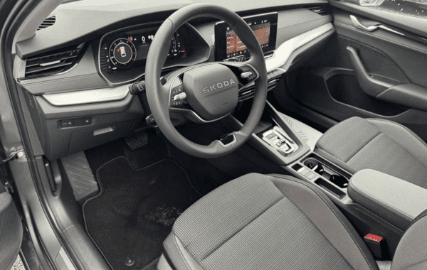 skoda-octavia-combi-2-0-tdi-scr-150ch-selection-dsg7 - 974194713