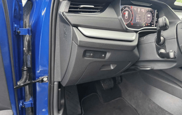 skoda-octavia-combi-2-0-tdi-scr-150ch-selection-dsg7 - 974204713