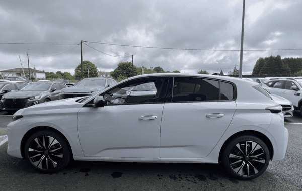 peugeot-308-1-5-bluehdi-130ch-s-s-allure-eat8 - 975844713