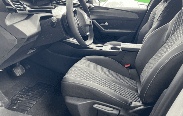 peugeot-308-1-5-bluehdi-130ch-s-s-allure-eat8 - 975844713