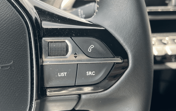 peugeot-3008-1-2-puretech-130ch-s-s-active-pack - 976454713
