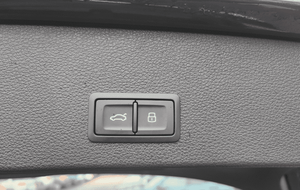 audi-q2-35-tdi-150ch-s-line-s-tronic-7 - 976784713