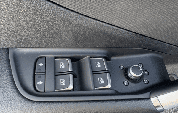 audi-q2-35-tdi-150ch-s-line-s-tronic-7 - 976864713
