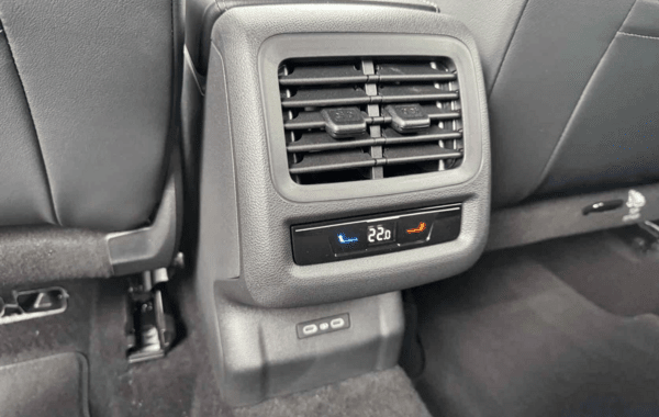 volkswagen-t-roc-1-5-etsi-150ch-r-line-dsg7 - 978194713