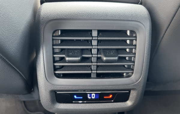 volkswagen-t-roc-1-5-etsi-150ch-r-line-dsg7 - 978234713