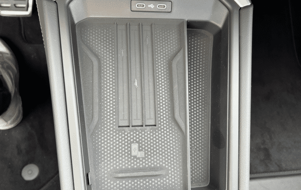 volkswagen-t-roc-1-5-etsi-150ch-r-line-dsg7 - 978234713