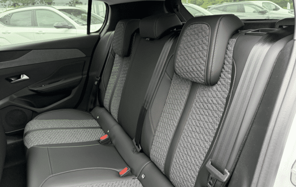 peugeot-308-1-5-bluehdi-130ch-s-s-allure-eat8 - 978344713