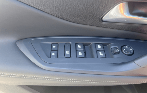 peugeot-308-1-5-bluehdi-130ch-s-s-allure-eat8 - 978364713