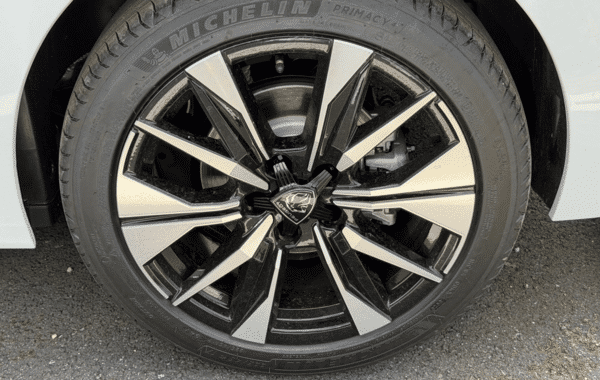 peugeot-308-1-5-bluehdi-130ch-s-s-allure-eat8 - 978484713