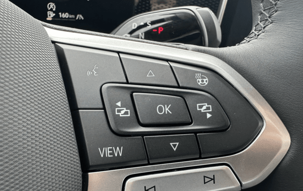 volkswagen-tiguan-2-0-tdi-150ch-life-dsg7 - 979114713