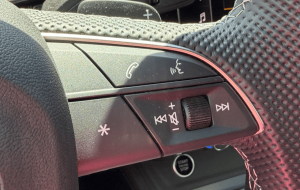 audi-q3-35-tdi-150ch-s-line-s-tronic-7 - 979314713
