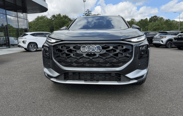 audi-q3-1-5-tfsi-150ch-hybride-s-line-s-tronic-7 - 979794713