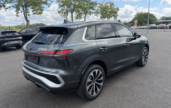 audi-q3-1-5-tfsi-150ch-hybride-s-line-s-tronic-7 - 979794713