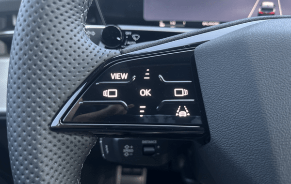 audi-q3-1-5-tfsi-150ch-hybride-s-line-s-tronic-7 - 979804713