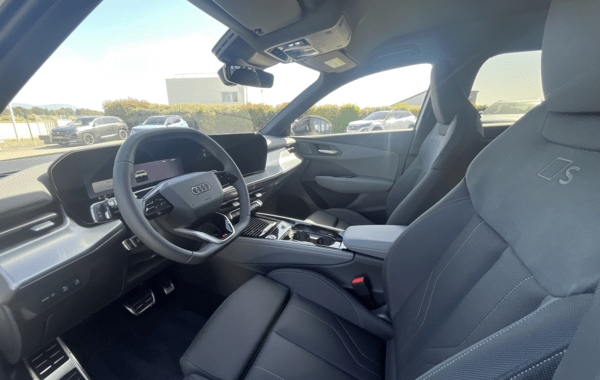 audi-q3-1-5-tfsi-150ch-hybride-s-line-s-tronic-7 - 979804713