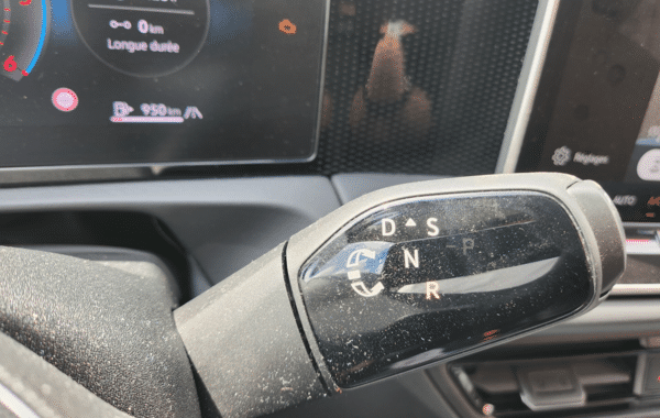 volkswagen-tiguan-2-0-tdi-150ch-life-plus-dsg7 - 979904713