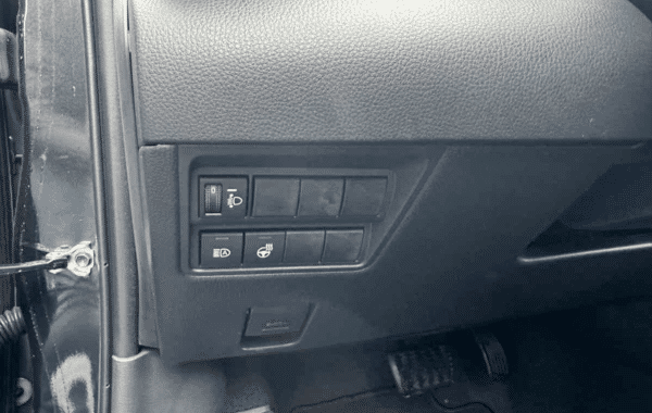 toyota-yaris-116h-design-5p-my25 - 980034713