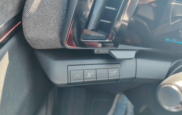 renault-megane-v-e-tech-electric-ev60-220ch-techno-super-charge-c - 980274713