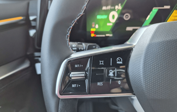 renault-austral-1-2-e-tech-full-hybrid-200ch-esprit-alpine-26 - 980604713
