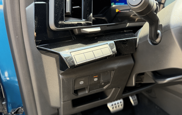 renault-austral-1-2-e-tech-full-hybrid-200ch-esprit-alpine-26 - 980644713