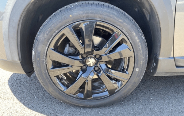 peugeot-2008-1-5-bluehdi-120ch-e6-c-gt-line-s-s-eat6 - 982314713