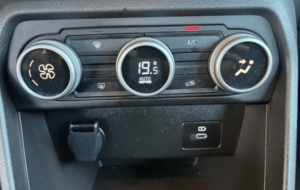dacia-sandero-1-0-tce-90ch-journey - 982334713