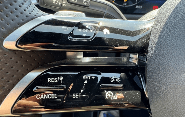 mercedes-classe-a-200-163ch-amg-line-7g-dct - 983504713