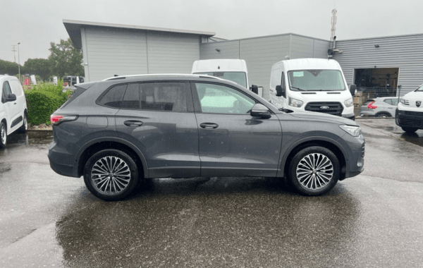 volkswagen-tiguan-1-5-etsi-131ch-life-dsg7 - 983534713