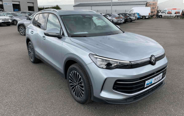 volkswagen-tiguan-1-5-etsi-131ch-life-dsg7 - 983554713