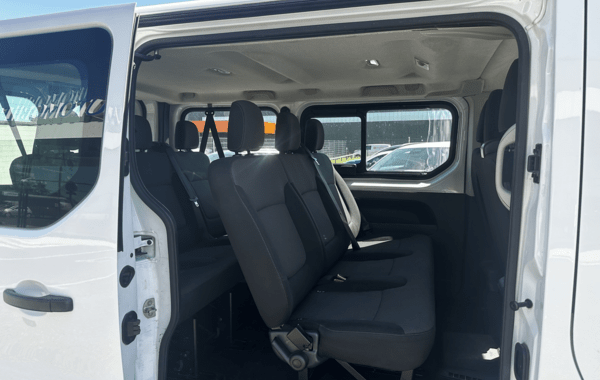 renault-trafic-iii-combi-l1-2-0-dci-120ch-s-s-zen-9-places - 983654713