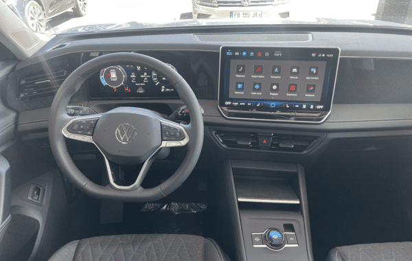 volkswagen-tiguan-2-0-tdi-150ch-life-dsg7 - 984704713
