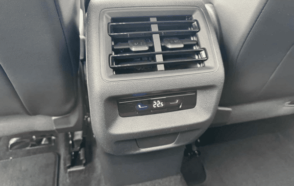volkswagen-tiguan-2-0-tdi-150ch-life-dsg7 - 984844713