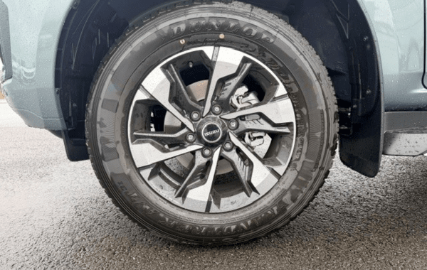 isuzu-d-max-2-2-ddi-164ch-prestige-space-a-t - 985024713
