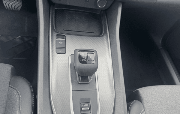 nissan-qashqai-1-3-mild-hybrid-158ch-n-connecta-xtronic-2026 - 985614713