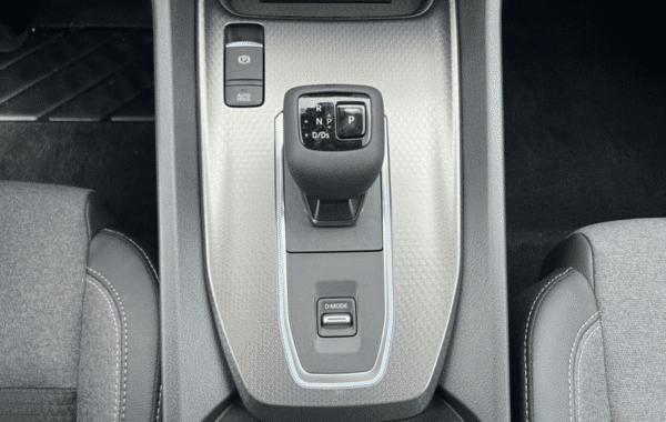nissan-qashqai-1-3-mild-hybrid-158ch-n-connecta-xtronic-2026 - 985654713