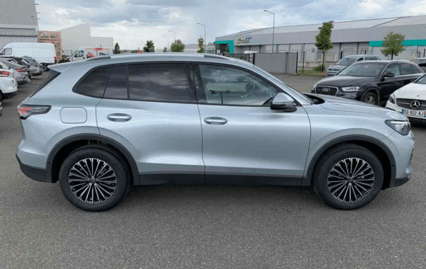 volkswagen-tiguan-1-5-etsi-131ch-life-dsg7 - 985894713