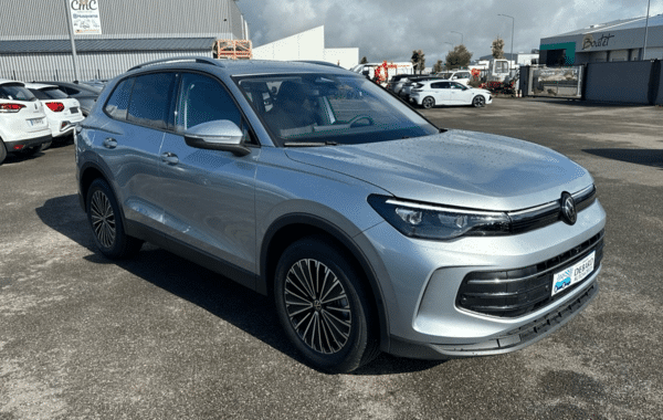 volkswagen-tiguan-1-5-etsi-131ch-life-dsg7 - 985904713