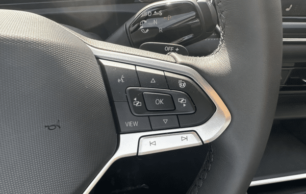 volkswagen-tiguan-1-5-etsi-131ch-life-dsg7 - 985914713