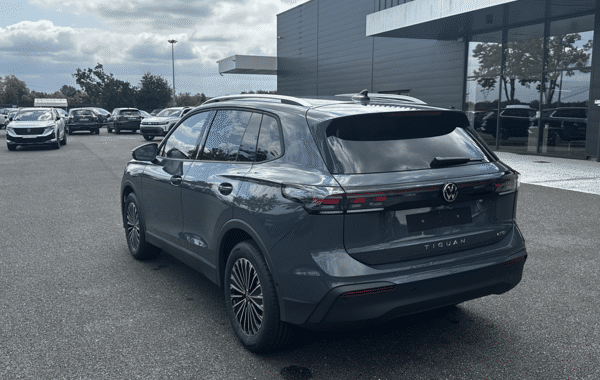 volkswagen-tiguan-1-5-etsi-131ch-life-dsg7 - 986664713