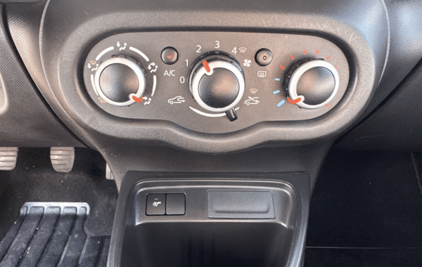 renault-twingo-iii-1-0-sce-65ch-life-21 - 987134713