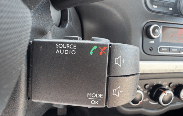 renault-twingo-iii-1-0-sce-65ch-life-21 - 987134713